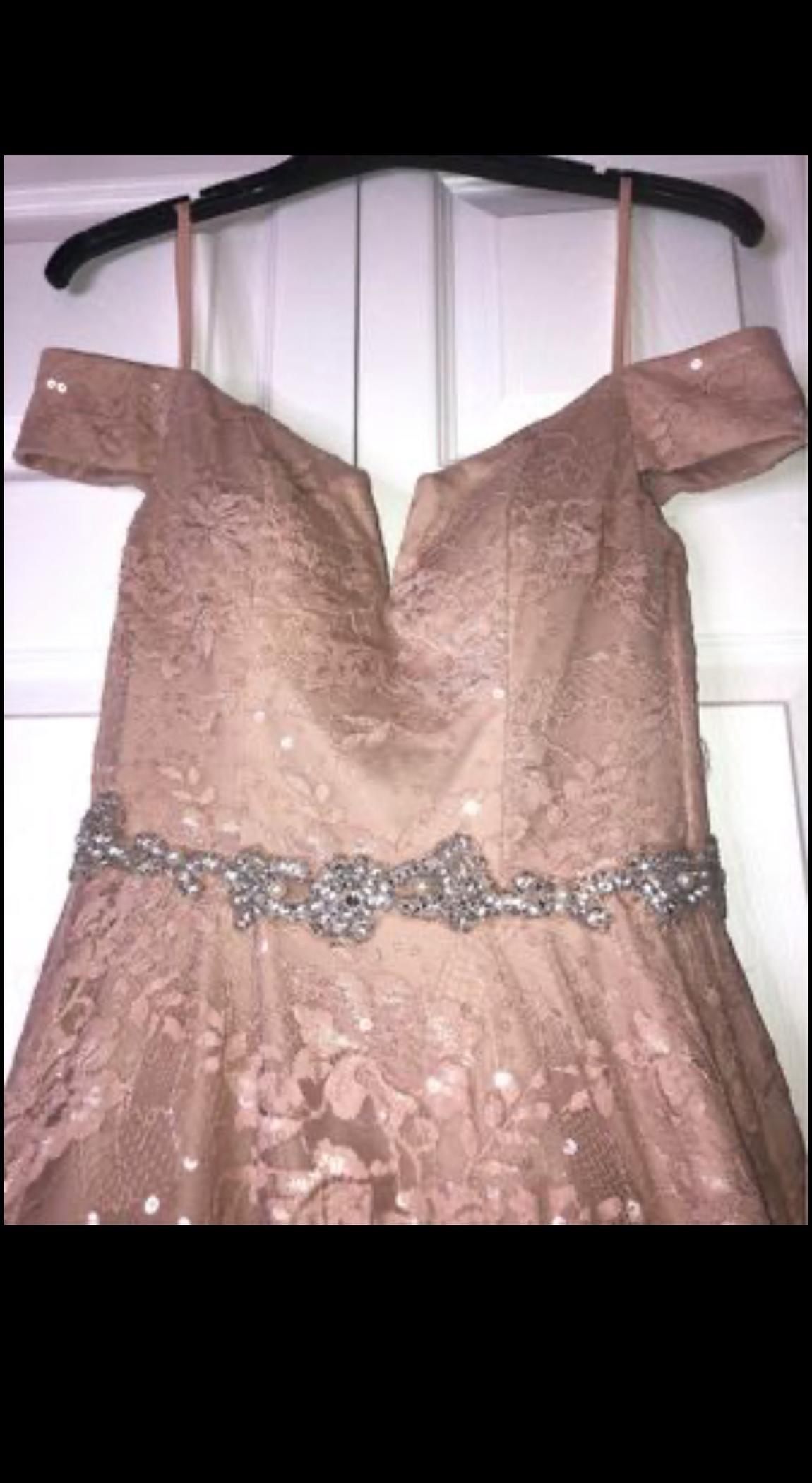 Size 2 Prom Off The Shoulder Lace Coral Floor Length Maxi on Queenly