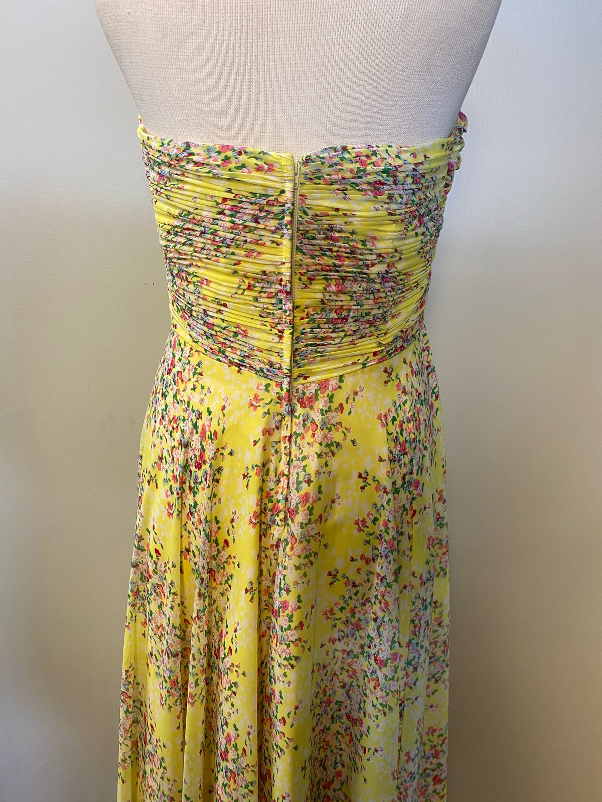 ALLURE BRIDAL Size 14 Bridesmaid Strapless Floral Yellow Floor Length Maxi on Queenly