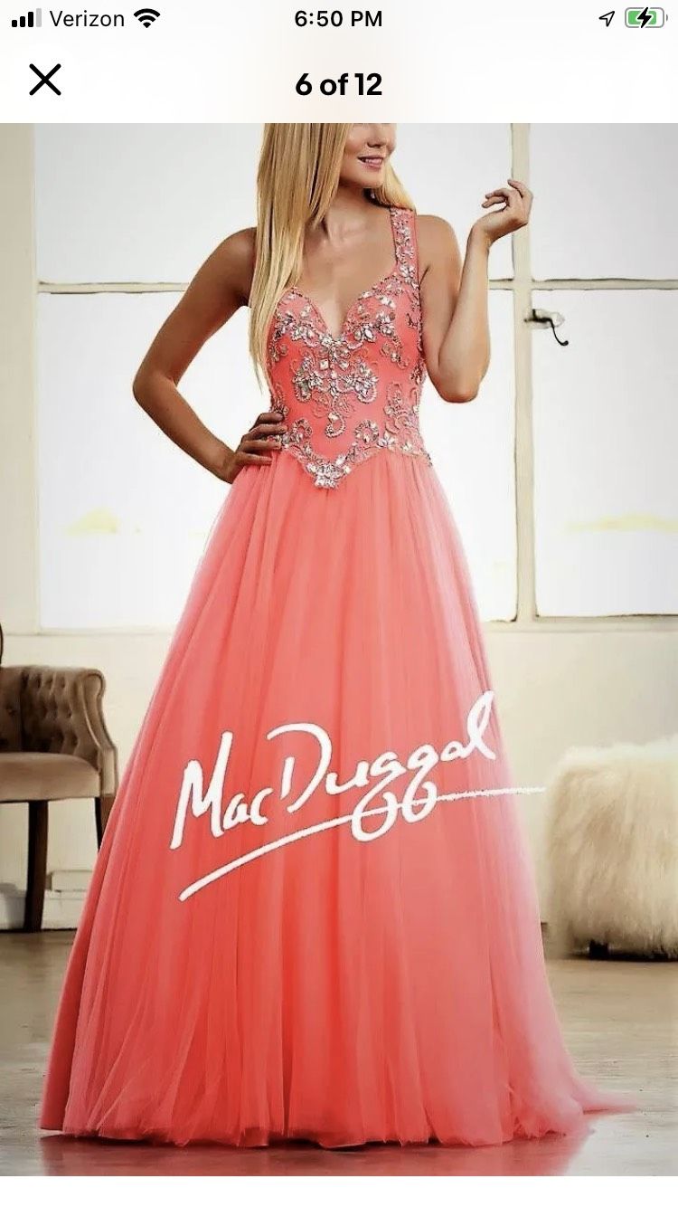Mac Duggal Size 6 Coral A-line Dress on Queenly