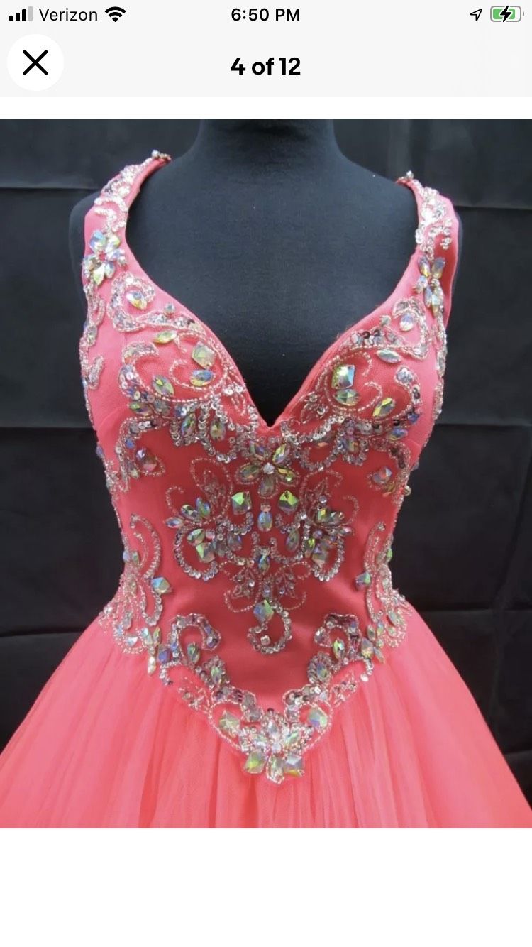 Mac Duggal Size 6 Coral A-line Dress on Queenly