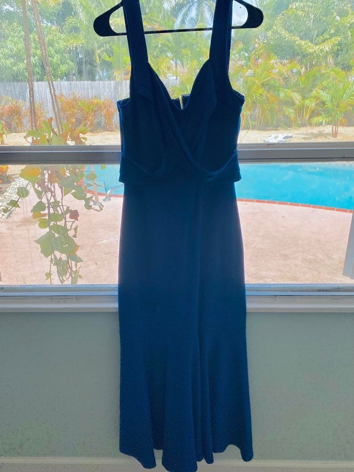 Size 10 Blue Mermaid Dress on Queenly