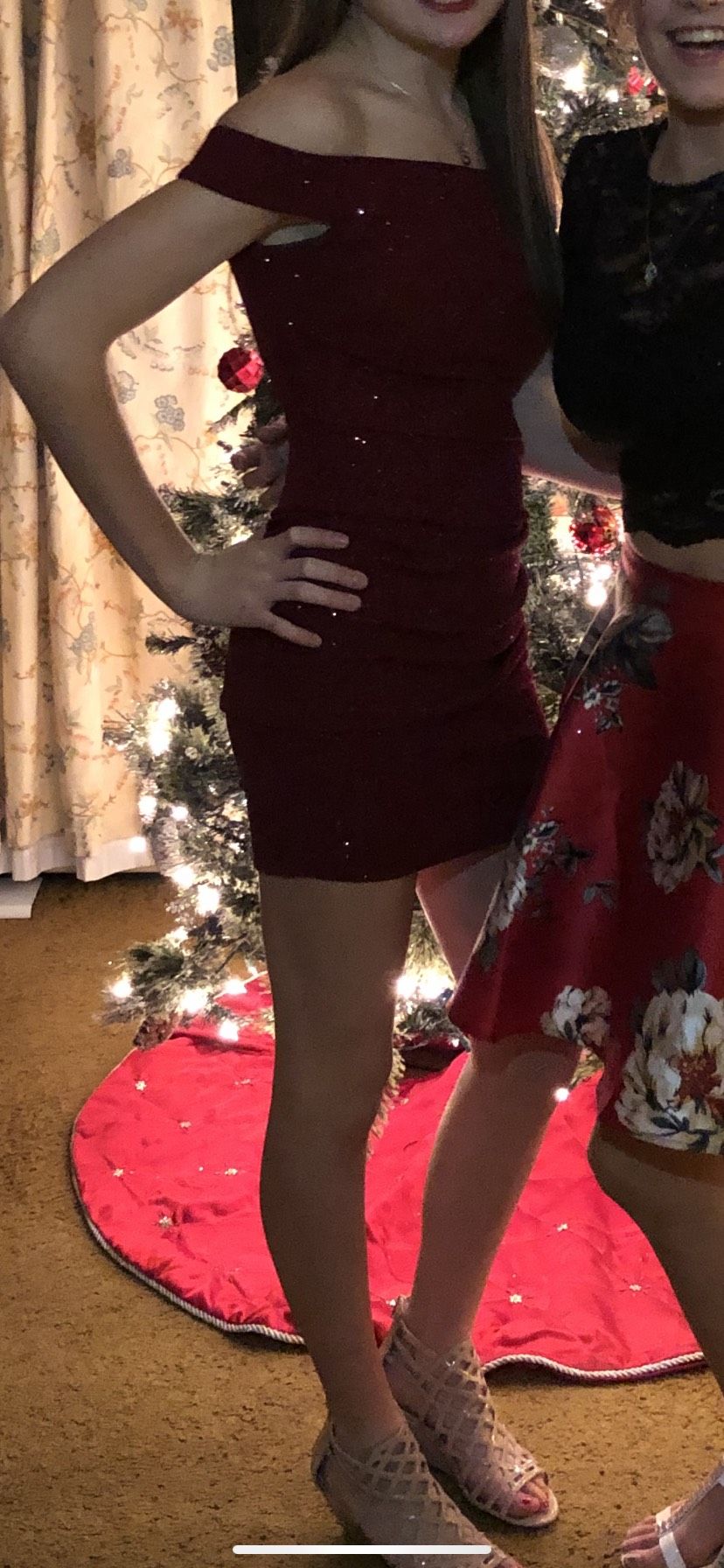 Size 0 Burgundy Red Cocktail Dress on Queenly