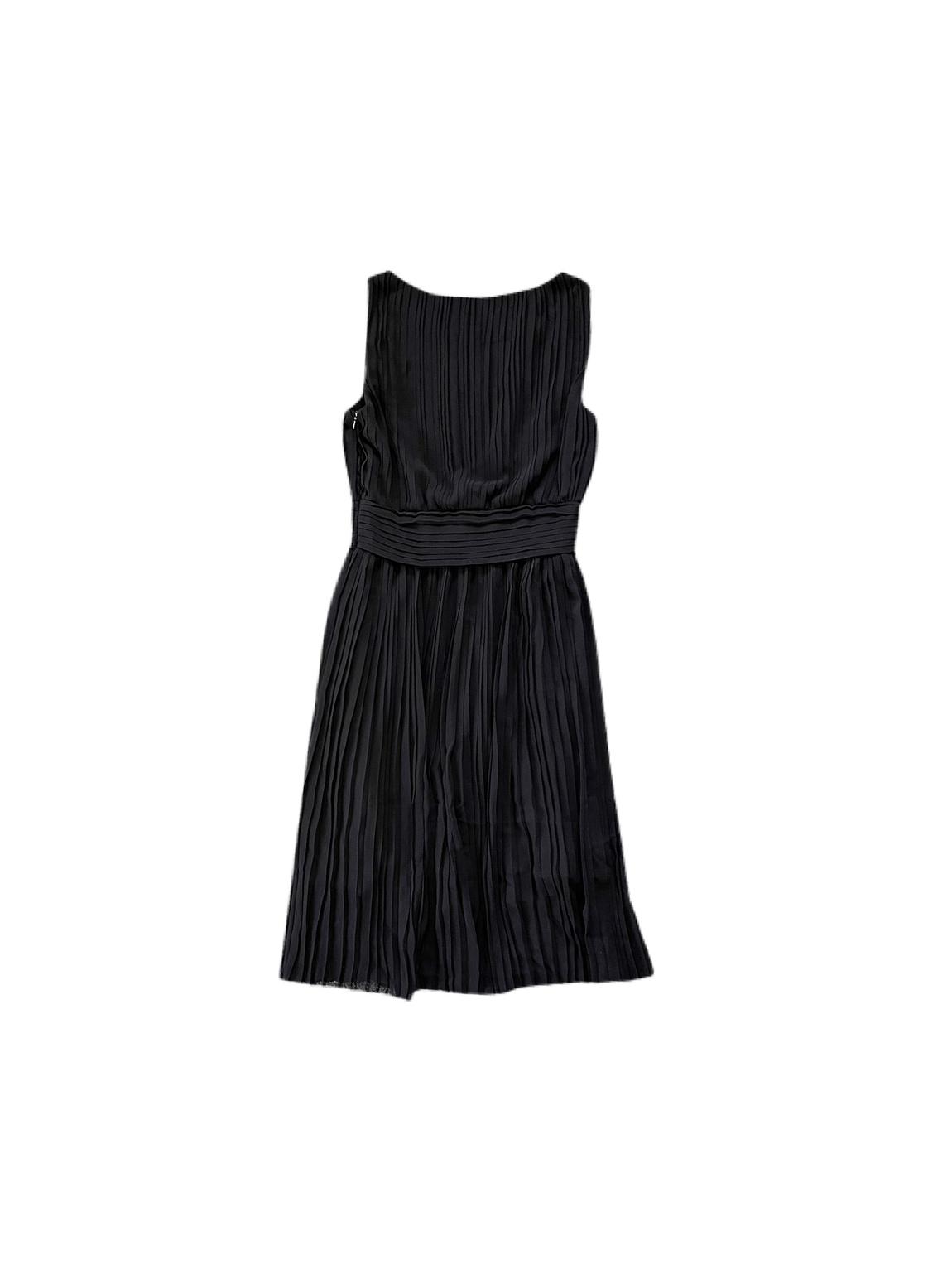 Intrend Size 6 Black Cocktail Dress on Queenly
