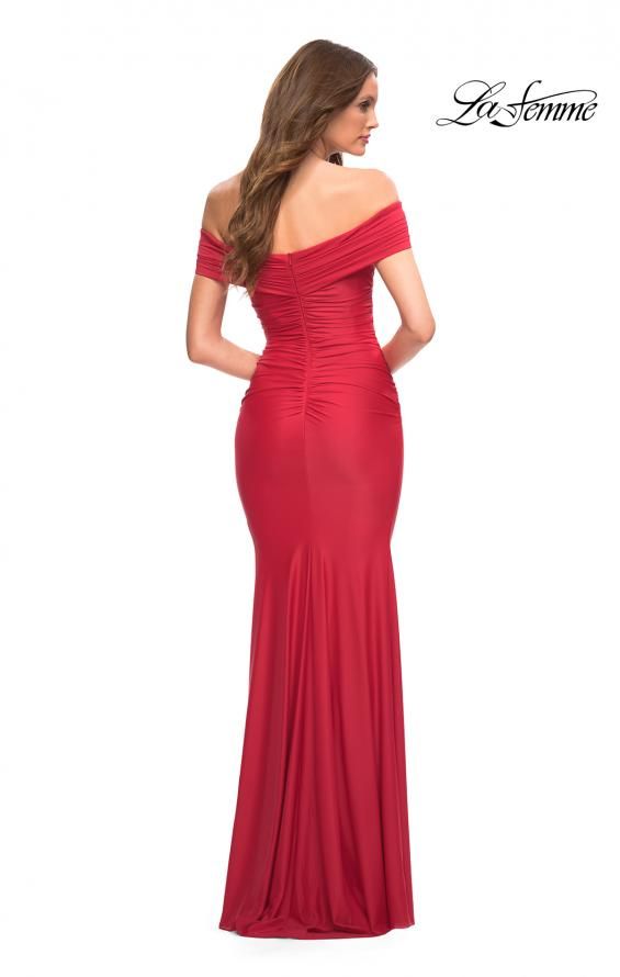 Style 30582 La Femme Size 12 Off The Shoulder Red Floor Length Maxi on Queenly
