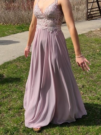 Promgirl Size 4 Bridesmaid Lace Light Pink A-line Dress on Queenly