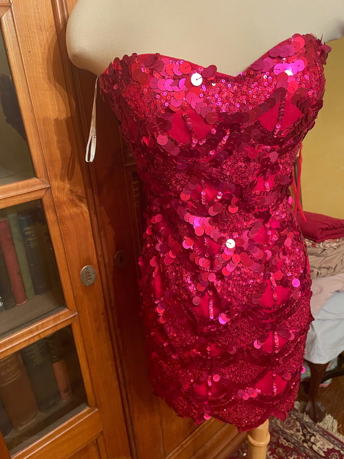 Sherri Hill Size 12 Prom Red Cocktail Dress on Queenly