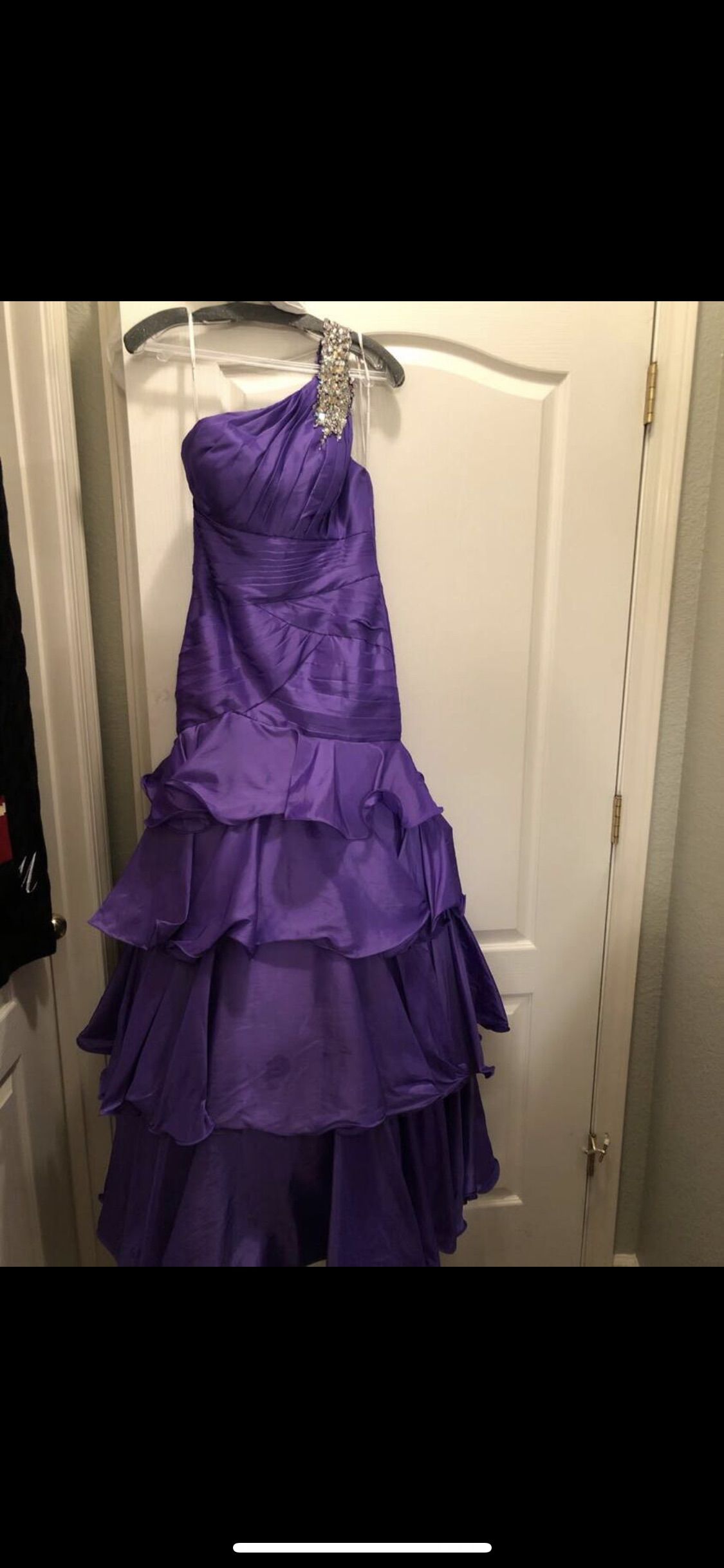 Size 2 Purple Ball Gown on Queenly
