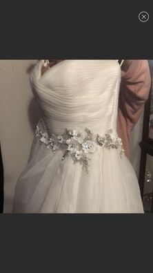 Enzoani Blue Size 12 White Ball Gown on Queenly