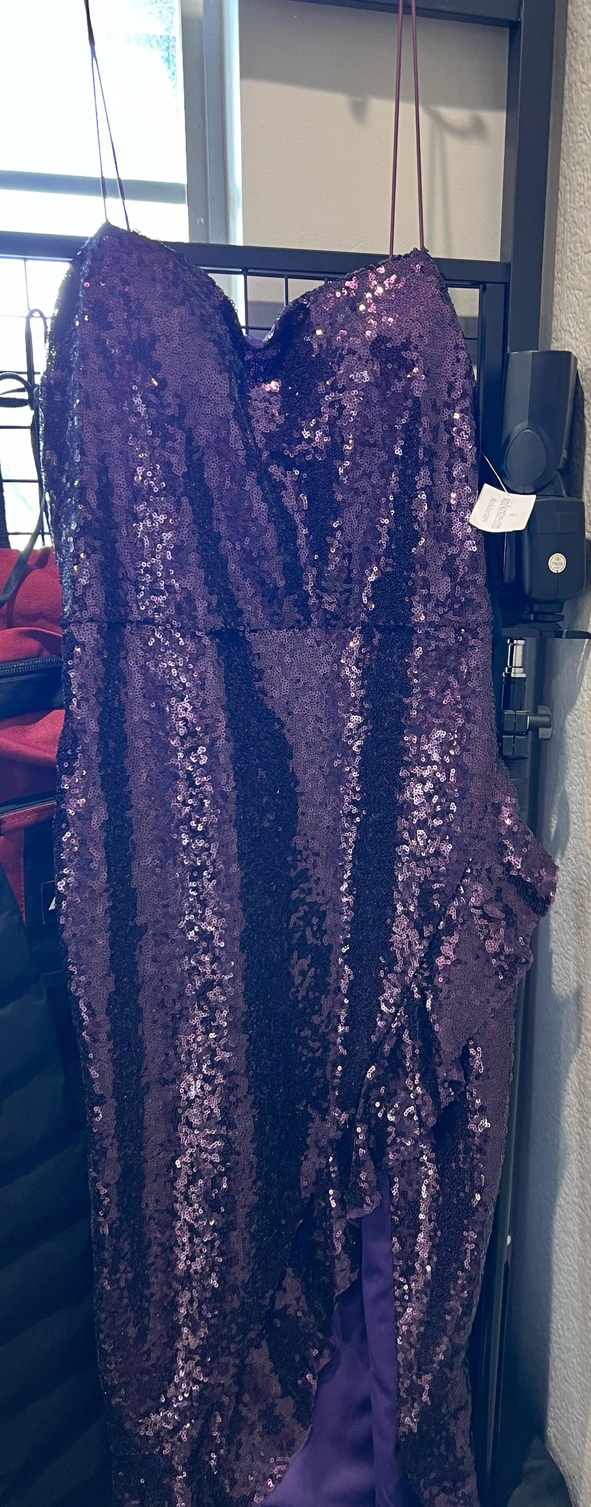 Windsor Size 12 Purple Cocktail Dress on Queenly