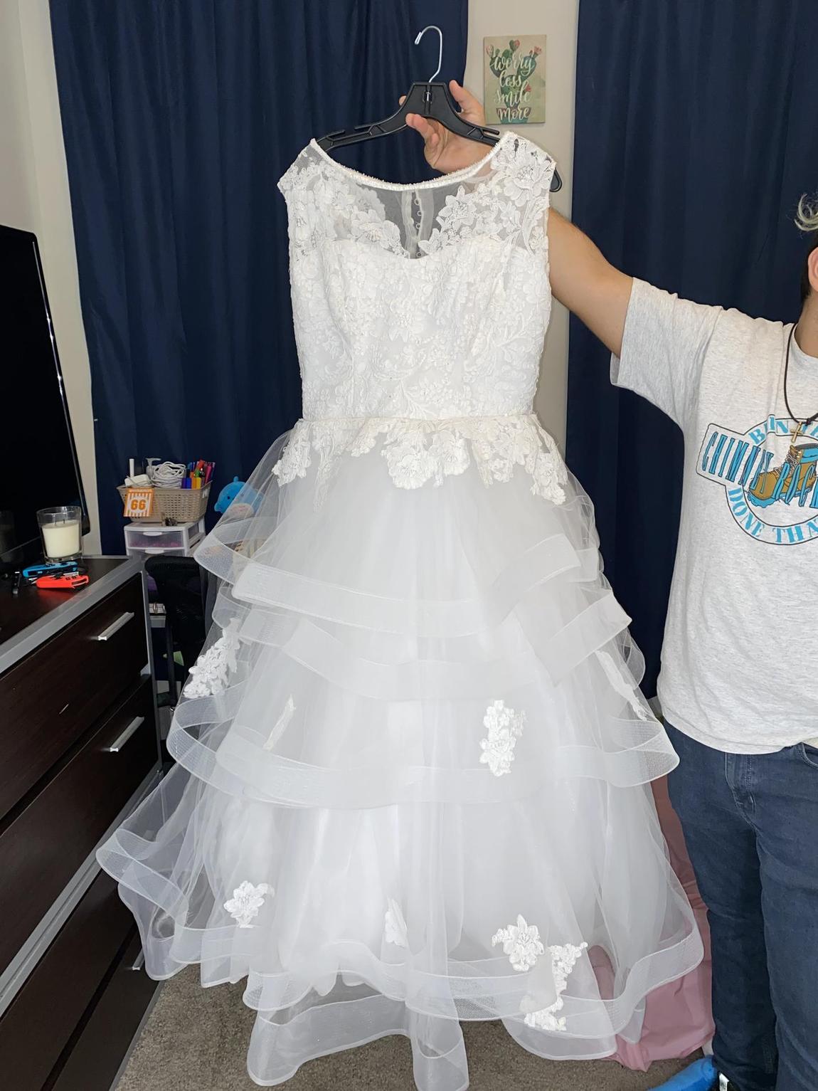 Size 12 Wedding Lace White Ball Gown on Queenly