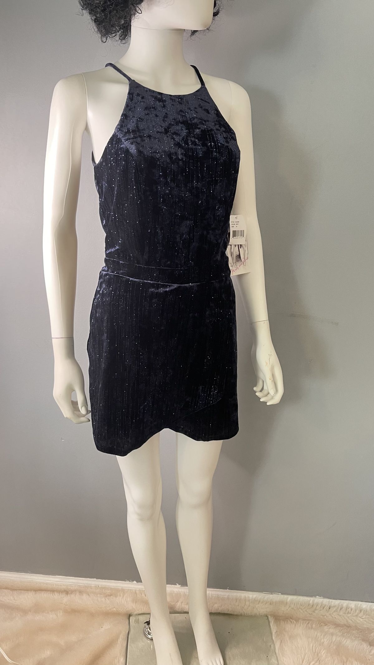 Size 8 Navy Blue Cocktail Dress on Queenly