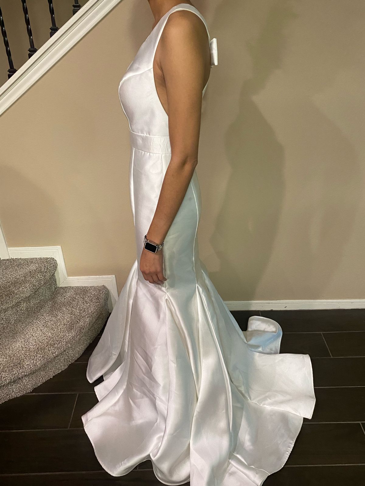 Jovani Size 2 White Mermaid Dress on Queenly