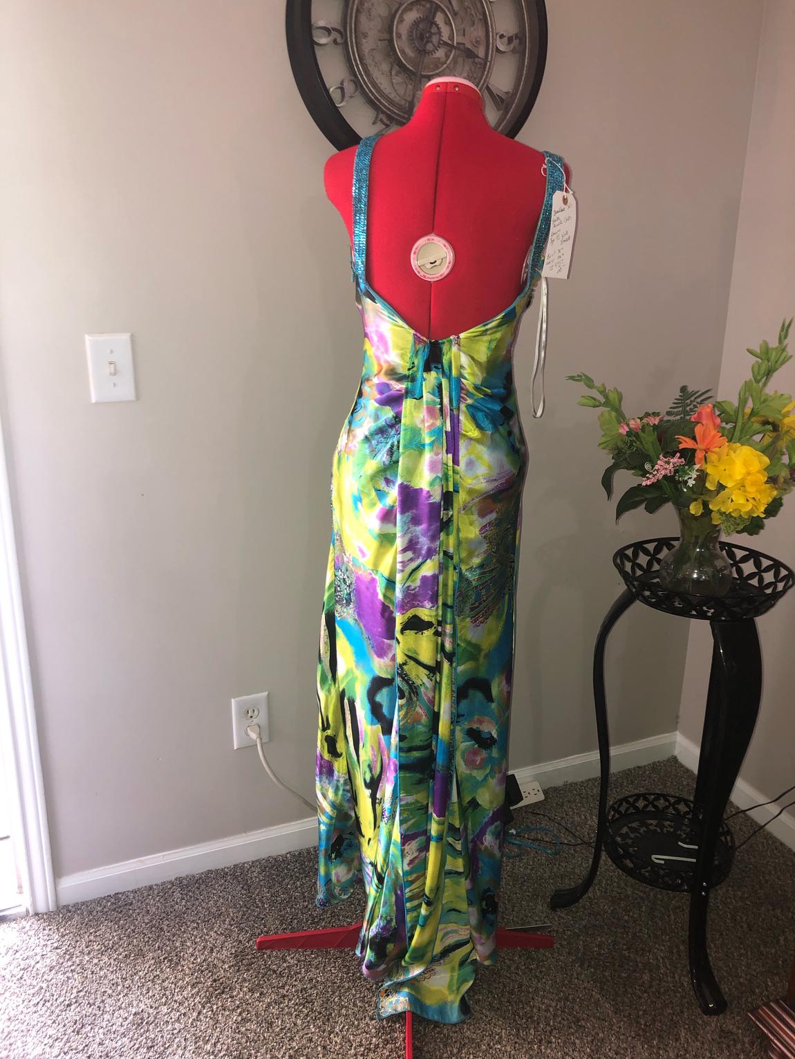 Speechless Size 4 Multicolor Dress With Train on Queenly