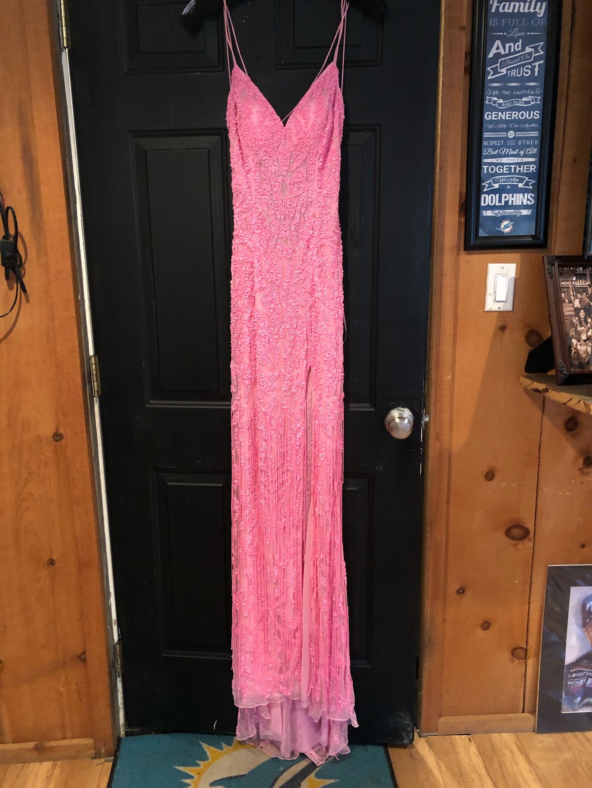 Sherri Hill Size 2 Prom Sequined Hot Pink Side Slit Dress on Queenly