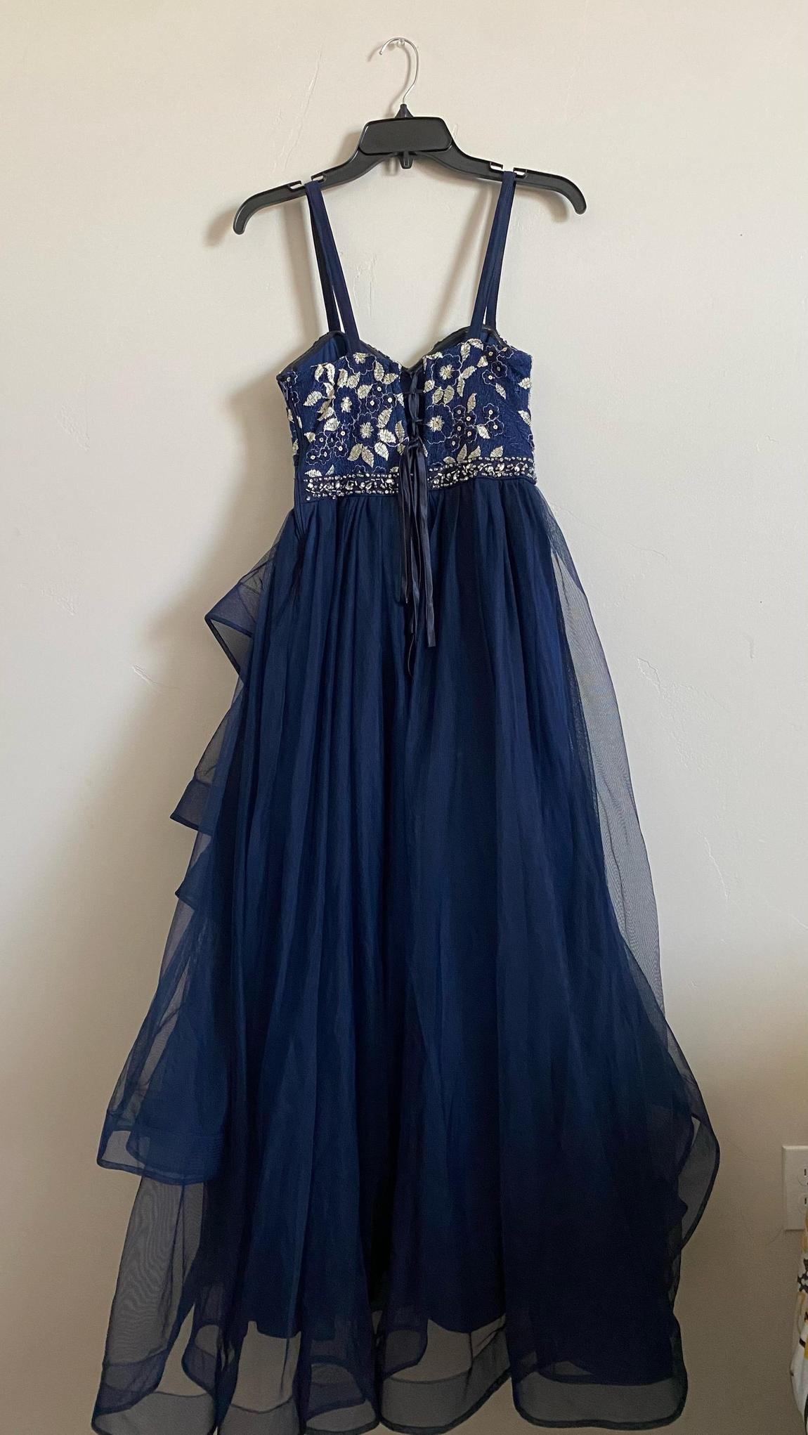Size 0 Navy Blue Floor Length Maxi on Queenly