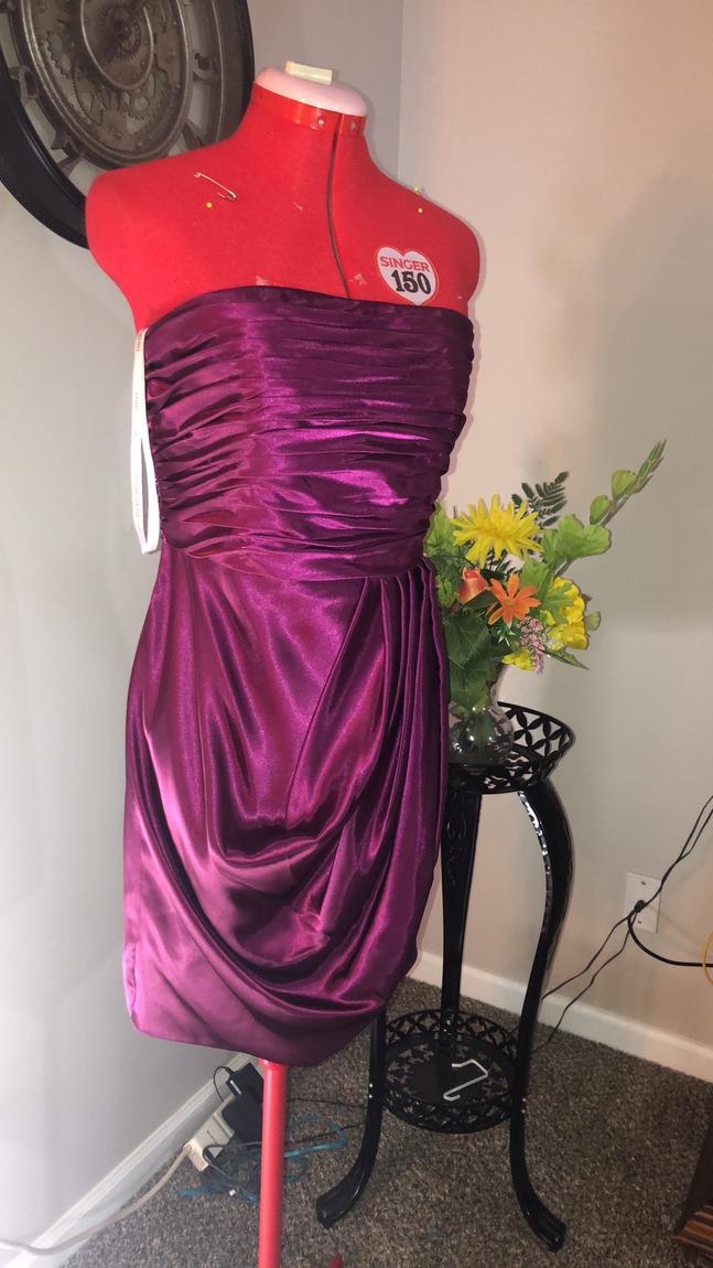 David's Bridal Size 6 Bridesmaid Strapless Purple Cocktail Dress on Queenly