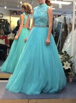 Sherri Hill Size 2 Prom High Neck Lace Blue Ball Gown on Queenly