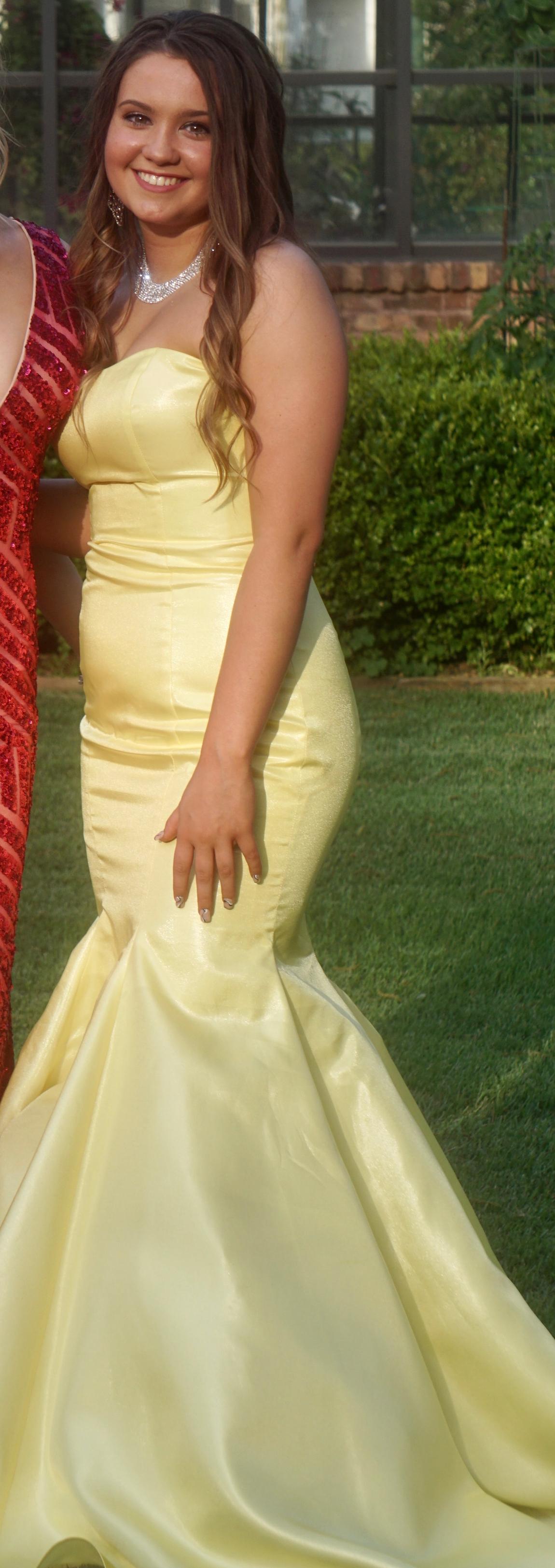 MoriLee Size 8 Prom Strapless Yellow Mermaid Dress on Queenly
