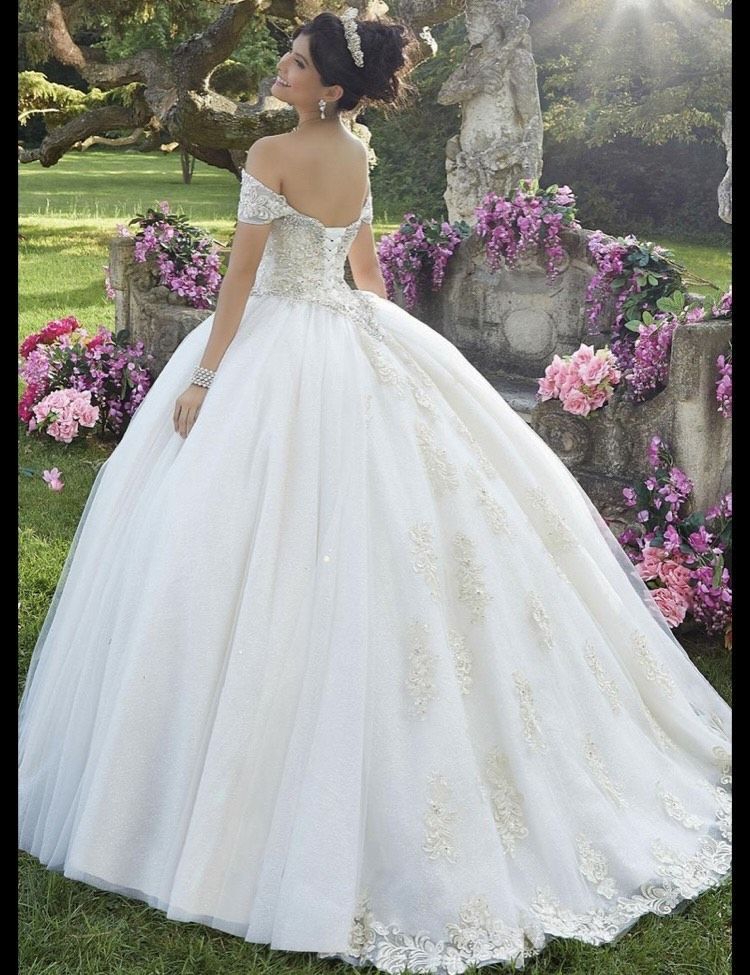 VIZCAYA QUINCEANERA BY MORILEE Plus Size 16 Prom White Ball Gown on Queenly