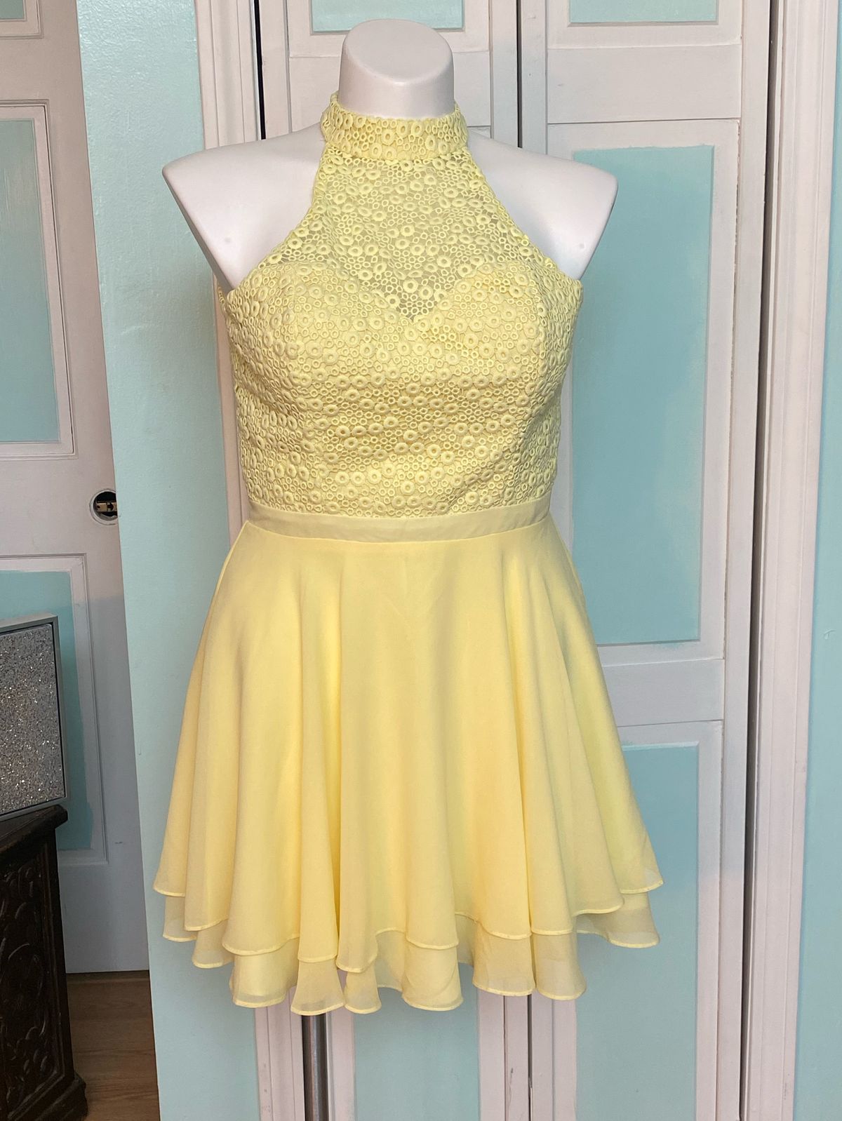 Clarisse Size 10 Prom High Neck Lace Yellow Cocktail Dress on Queenly
