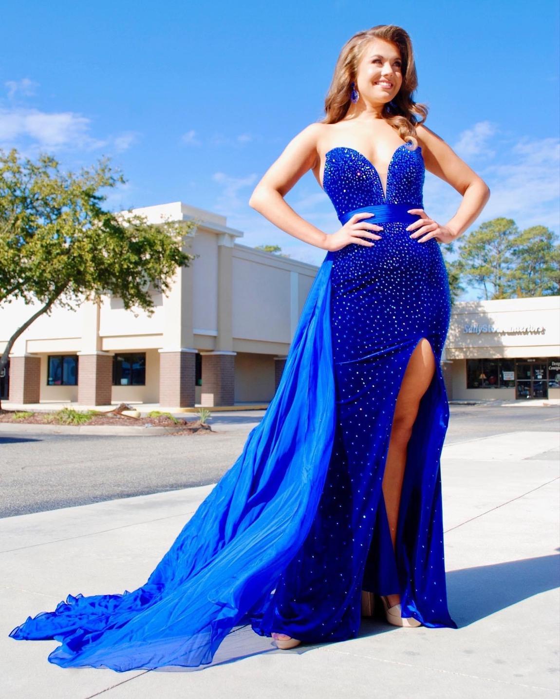 Johnathan Kayne Size 2 Prom Velvet Royal Blue Dress With Train on Queenly