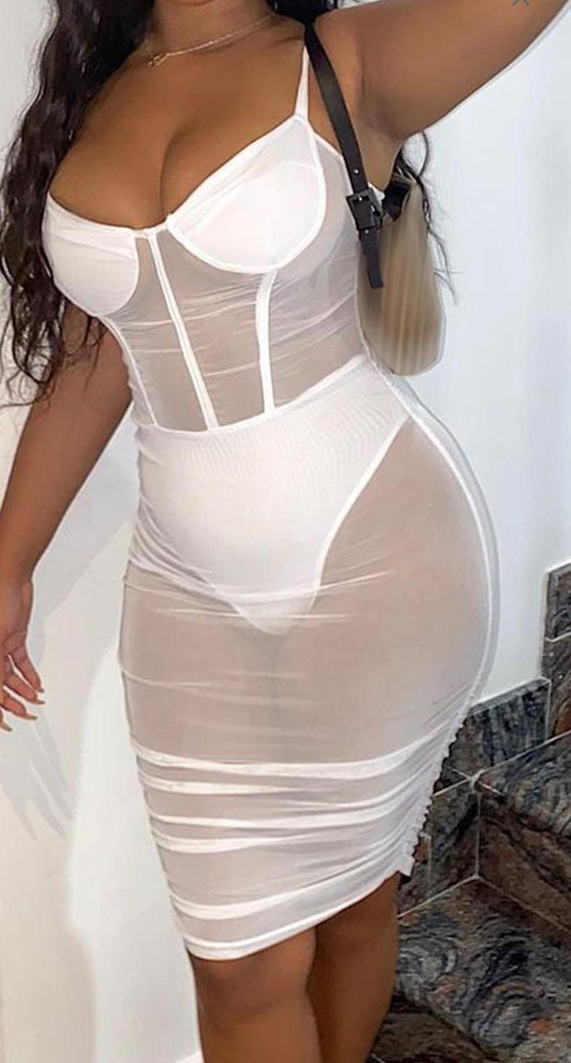 Size 14 White Cocktail Dress on Queenly