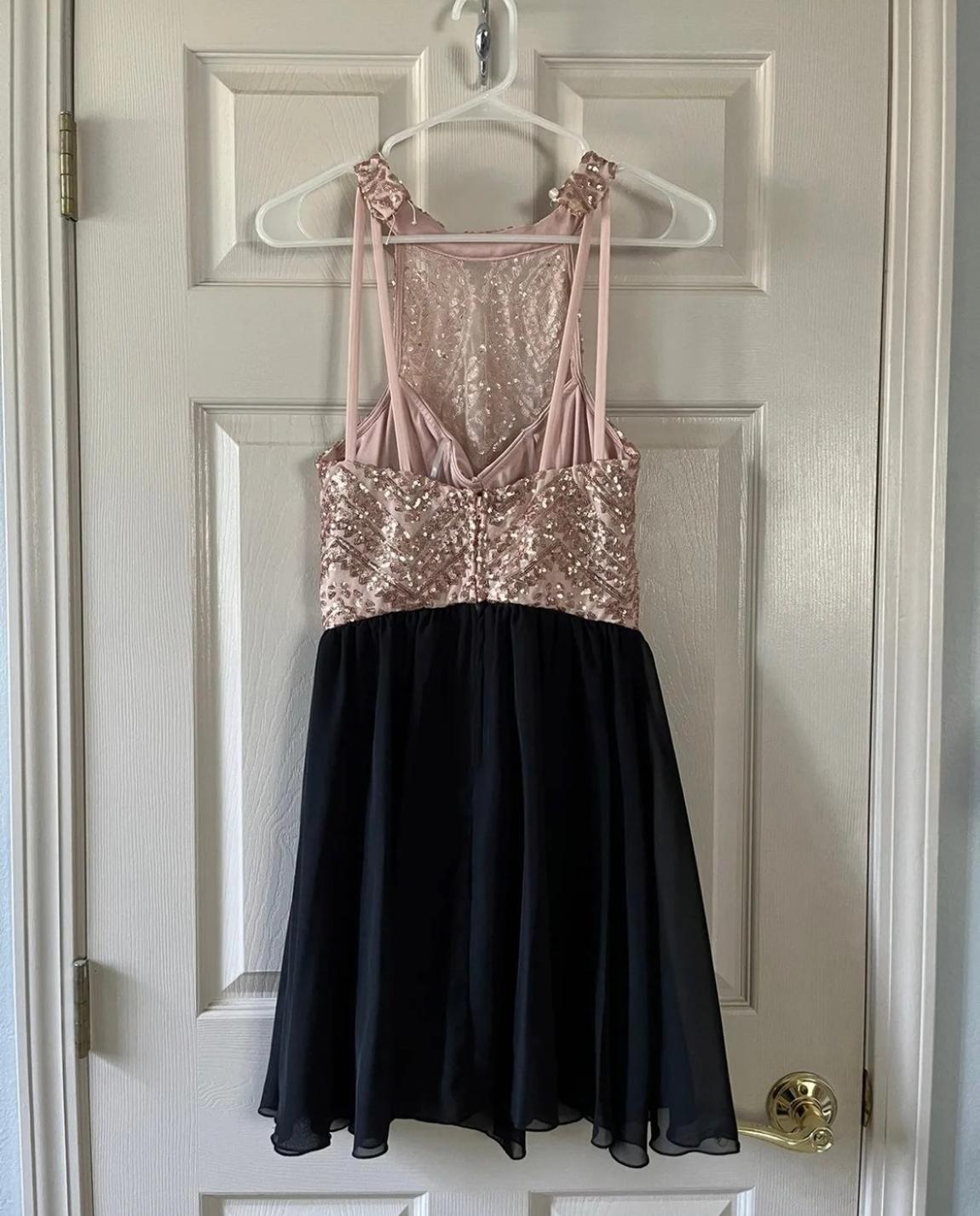Size 8 Prom Sequined Rose Gold A-line Dress on Queenly