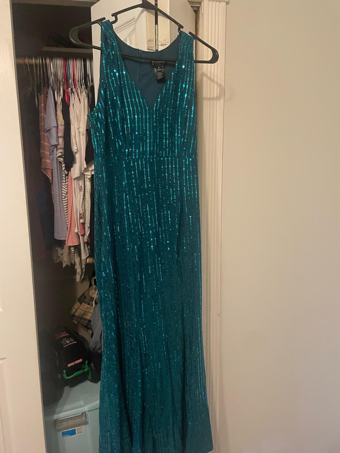 Enfocus studio Size 8 Prom Sequined Emerald Green Mermaid Dress on Queenly
