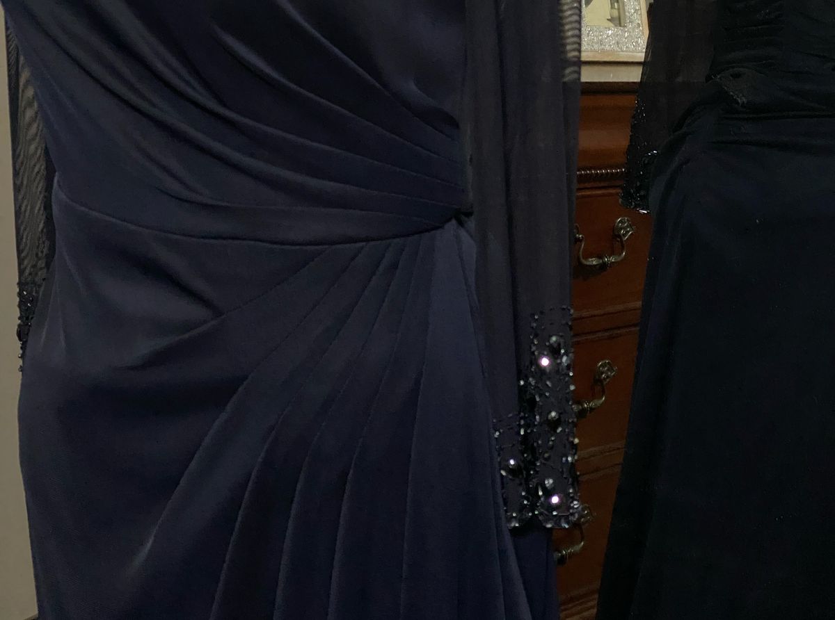 Size 6 Prom Sequined Navy Blue Mermaid Dress on Queenly