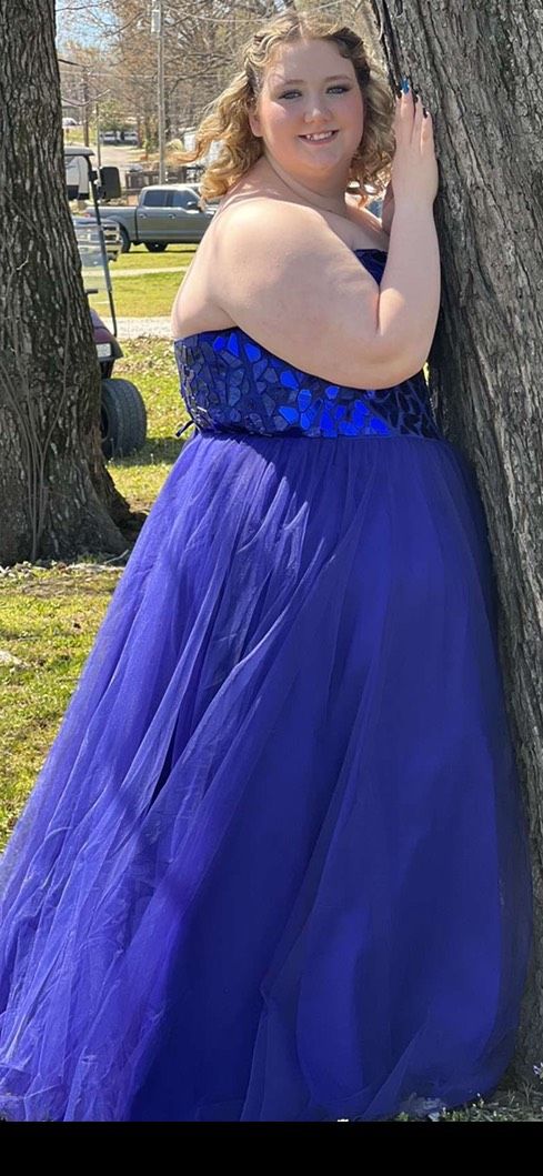 Plus Size 24 Prom Strapless Royal Blue Ball Gown on Queenly