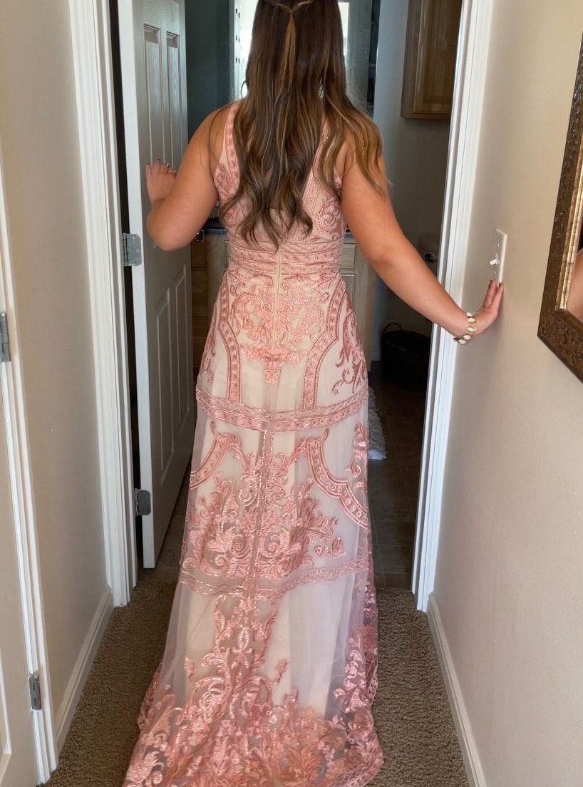 Size 4 Prom Light Pink Mermaid Dress on Queenly