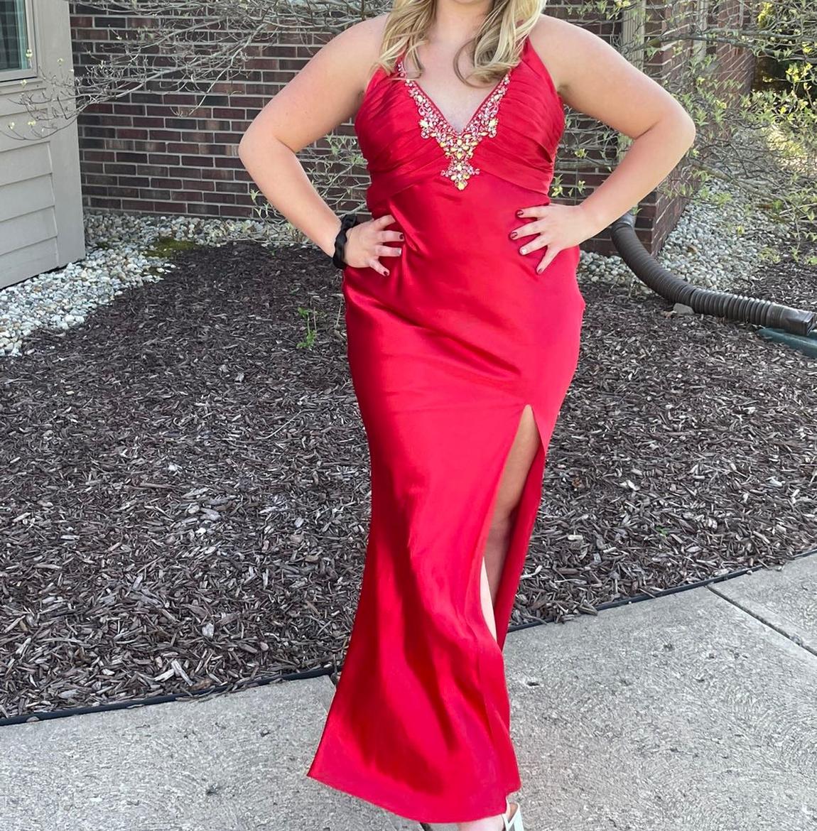 Plus Size 16 Satin Red Side Slit Dress on Queenly