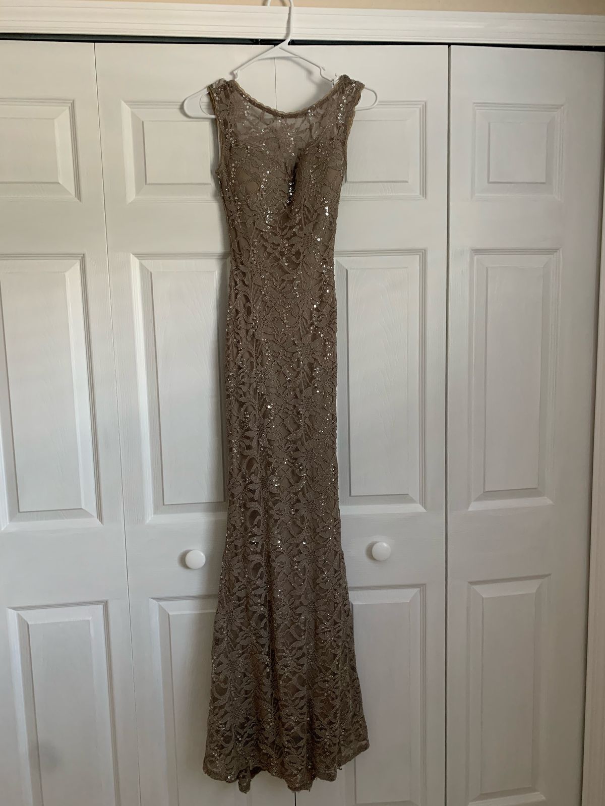 Size 0 Lace Silver Floor Length Maxi on Queenly