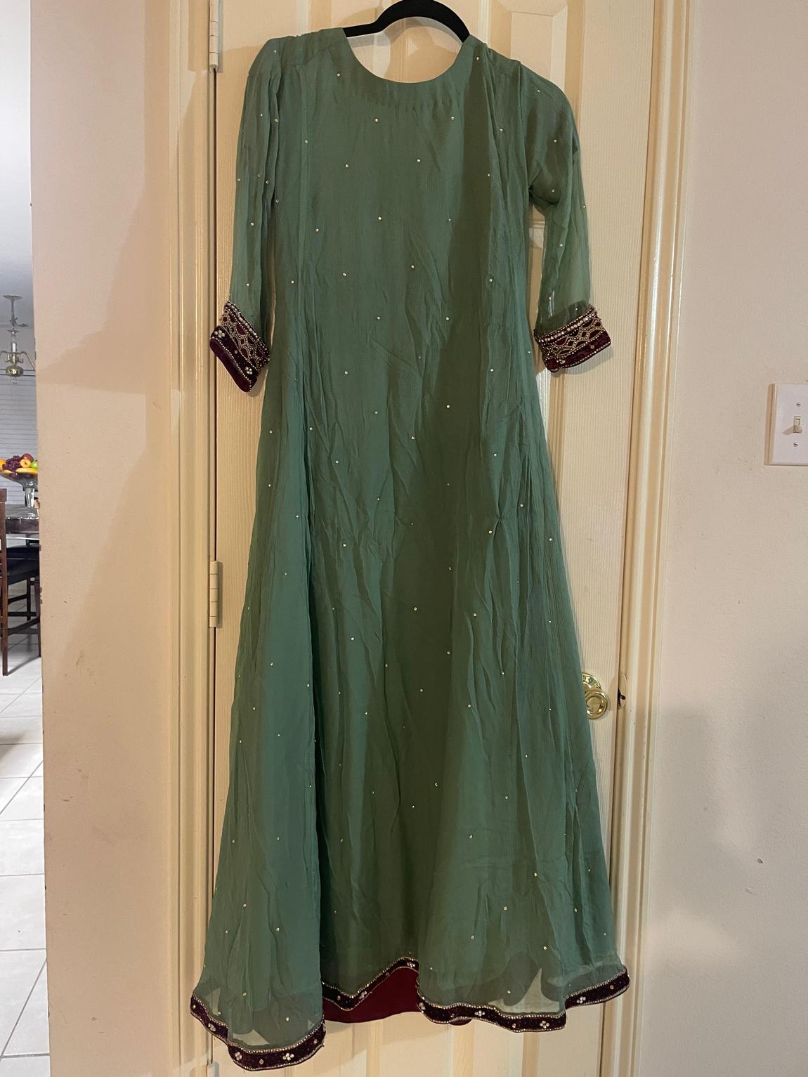 No brand Size 14 Green Floor Length Maxi on Queenly