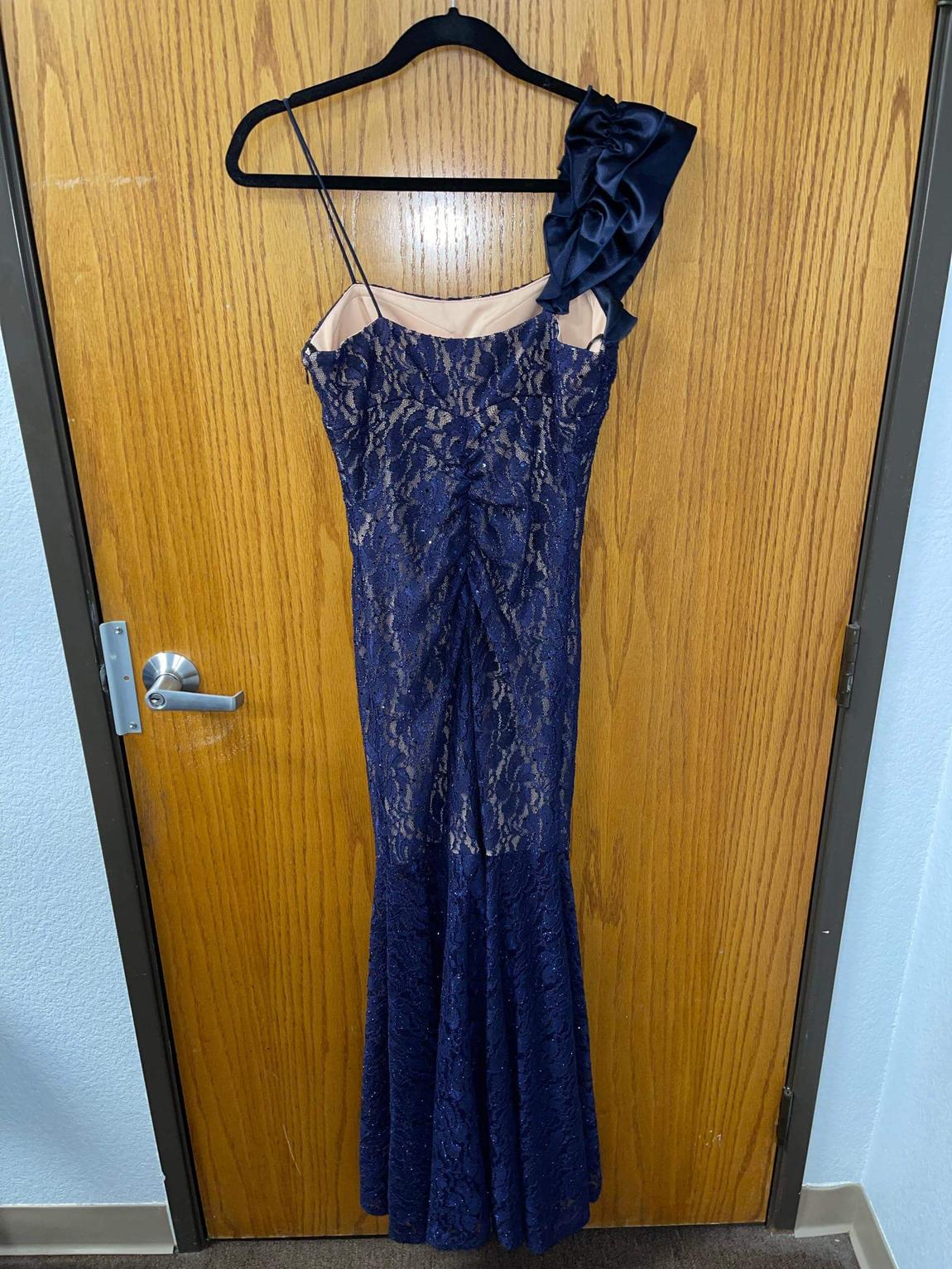 Size 6 Prom Lace Royal Blue Floor Length Maxi on Queenly