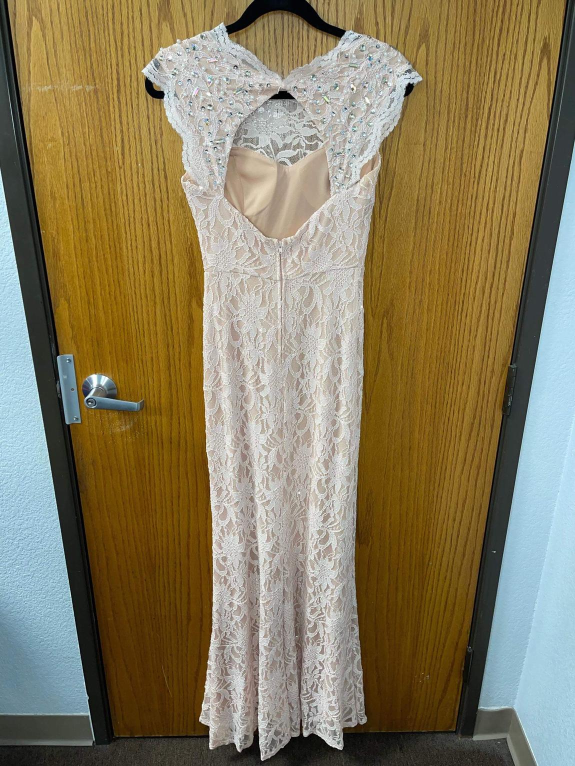 Size 2 Bridesmaid Lace Light Pink Side Slit Dress on Queenly
