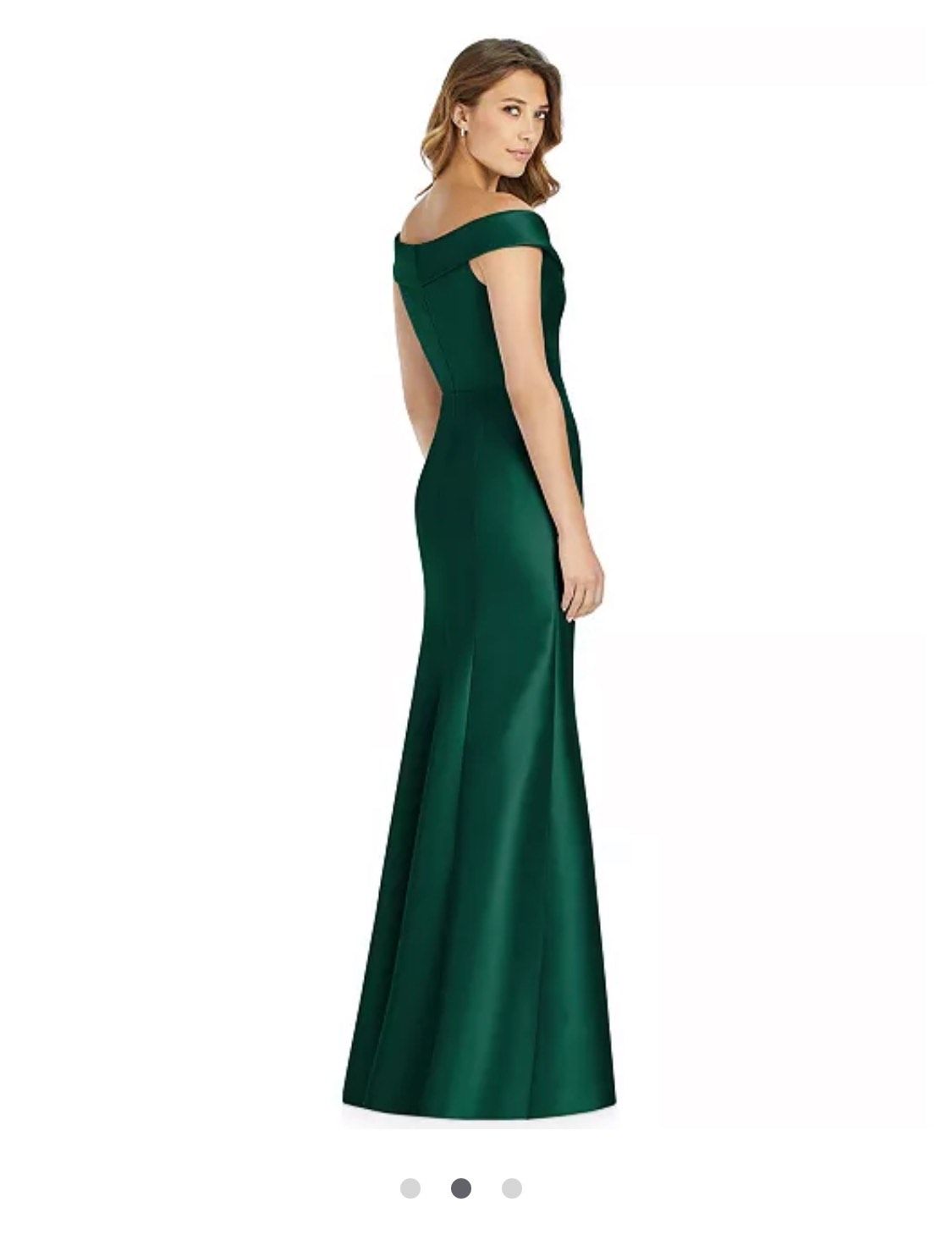 Plus Size 16 Satin Emerald Green Mermaid Dress on Queenly