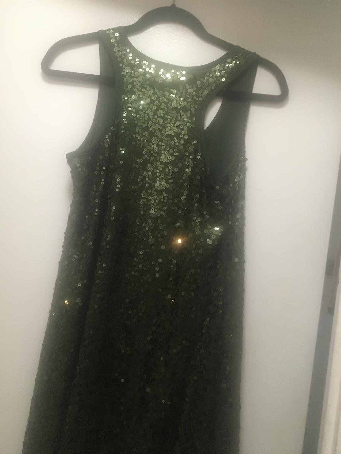 INC Size 4 Green Floor Length Maxi on Queenly