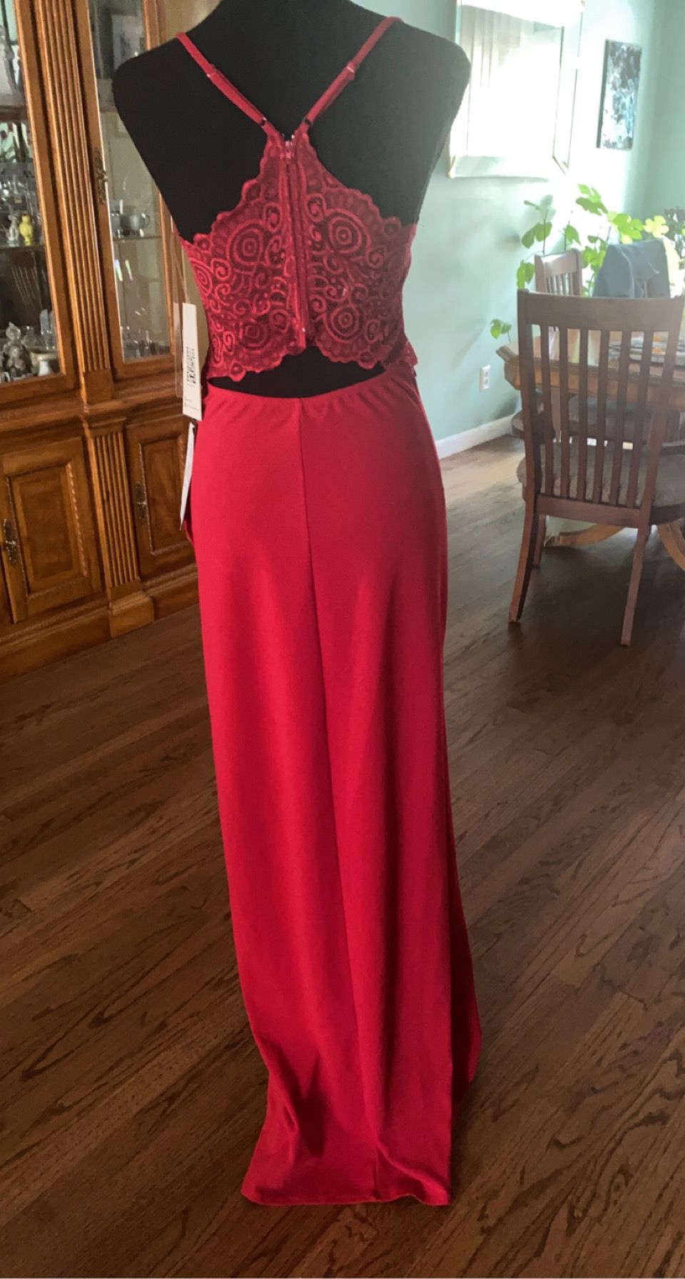 emerald subdae Size 8 Lace Red Side Slit Dress on Queenly