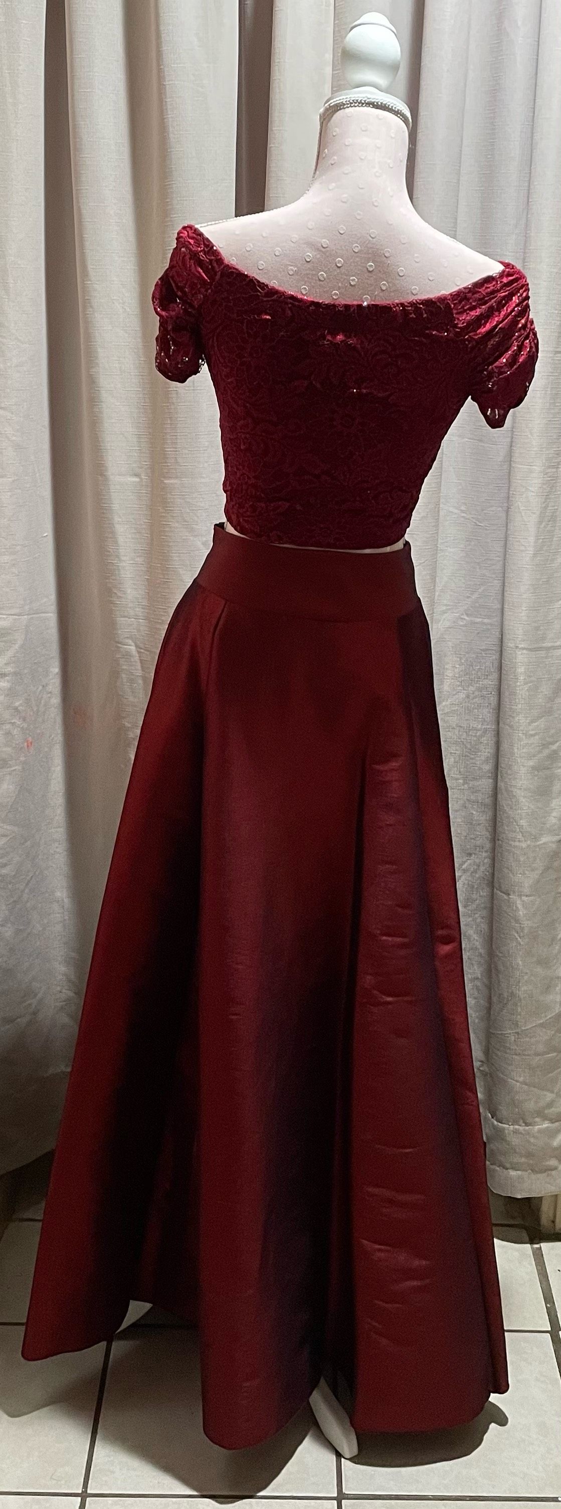 Size 6 Burgundy Red A-line Dress on Queenly