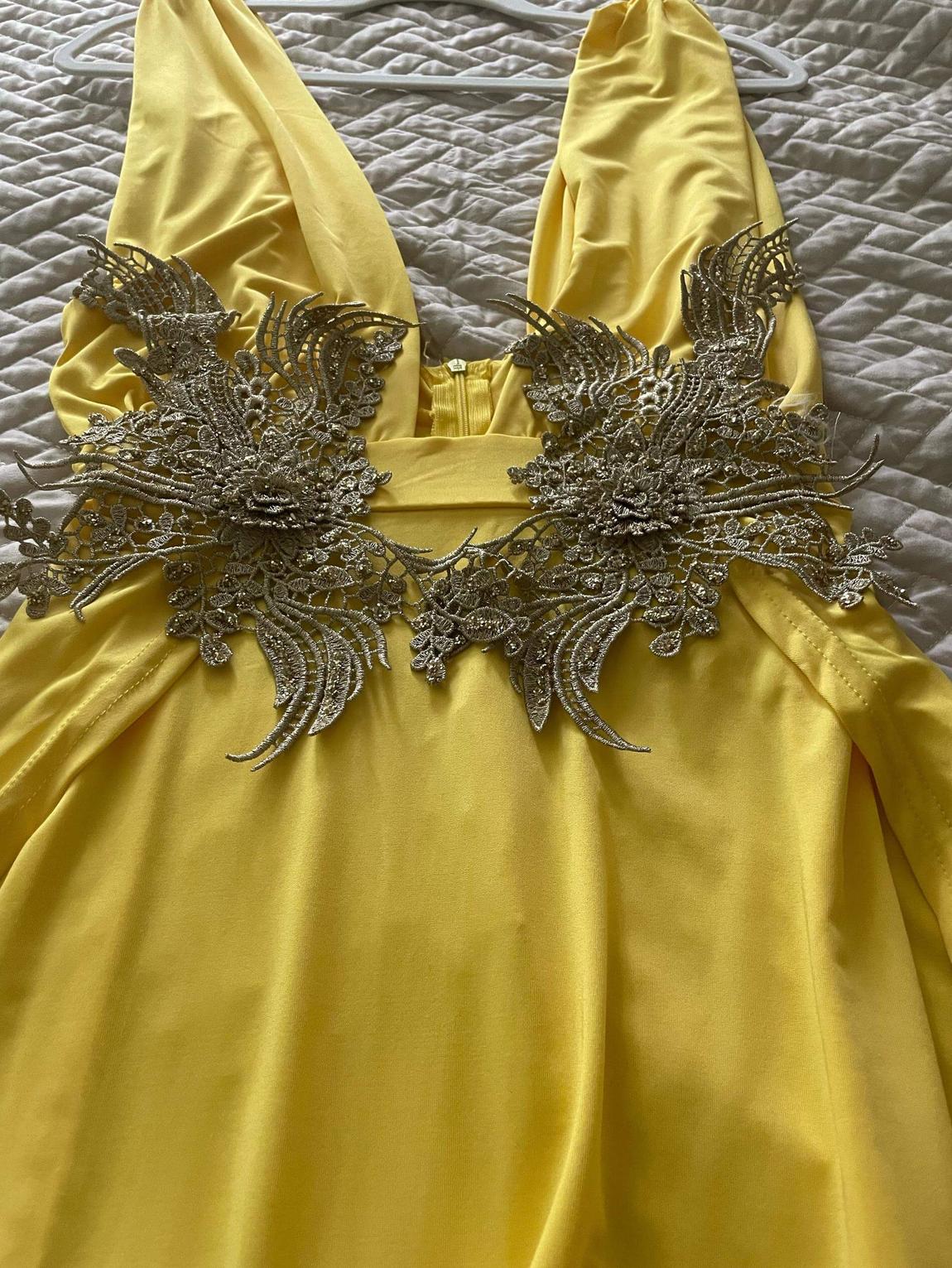 Size 8 Yellow Floor Length Maxi on Queenly