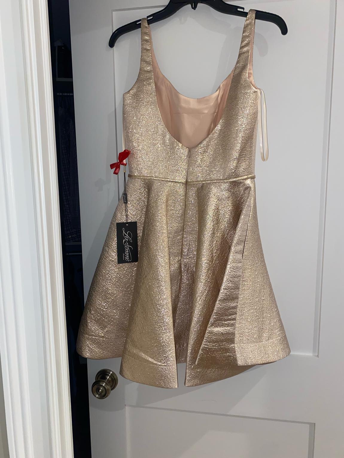 La Femme Size 4 Homecoming Sequined Rose Gold Cocktail Dress on Queenly