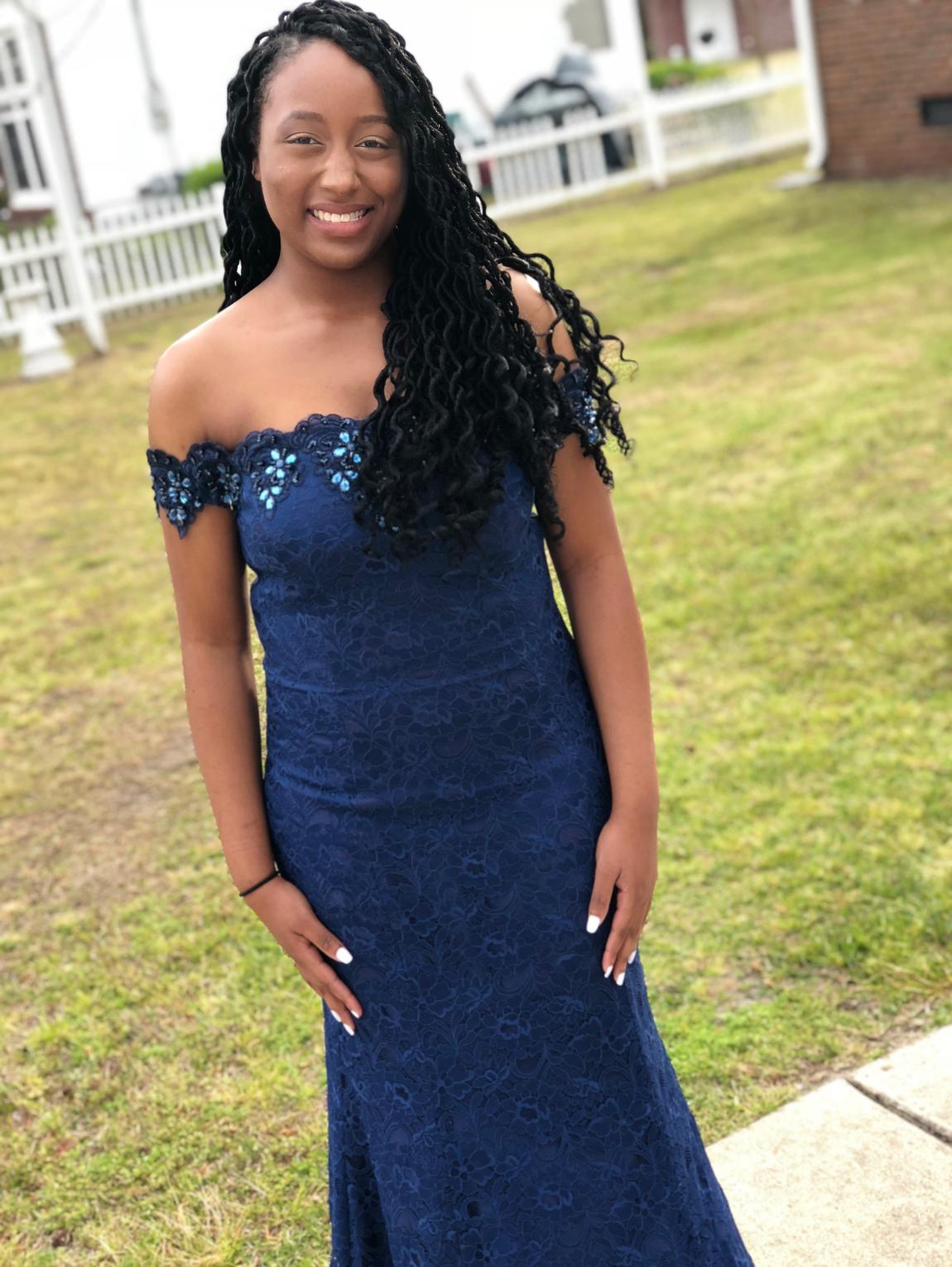 Size 14 Prom Royal Blue Mermaid Dress on Queenly