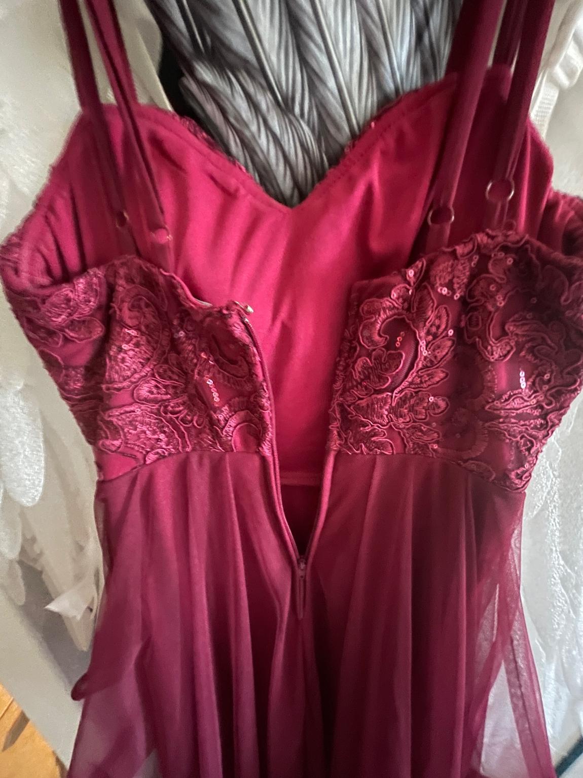 Girls Size 2 Lace Burgundy Red A-line Dress on Queenly