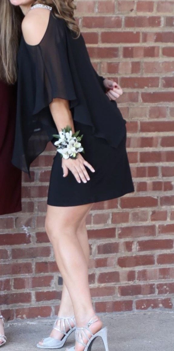Size 8 Homecoming Black Cocktail Dress on Queenly