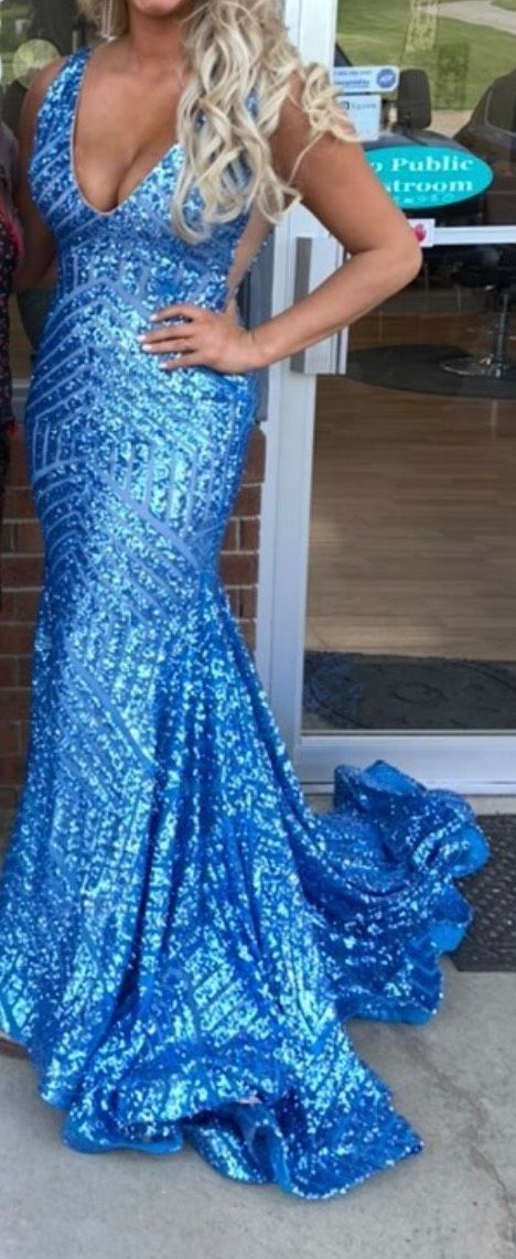 Jovani Size 4 Prom Plunge Royal Blue Mermaid Dress on Queenly