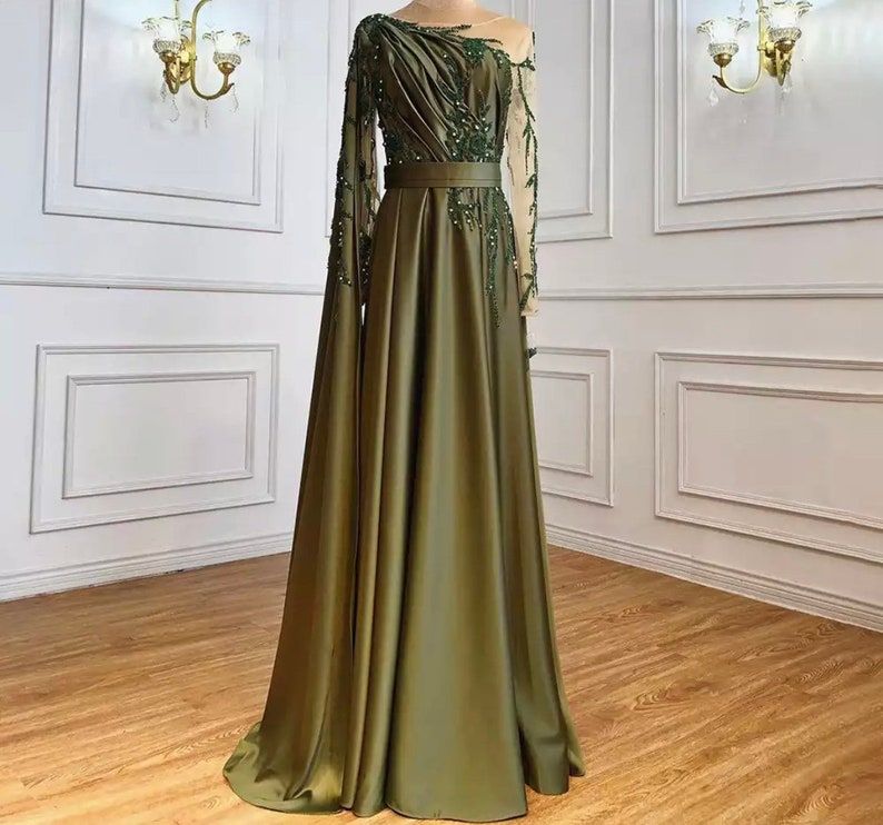 Plus Size 16 Prom Sequined Green Ball Gown on Queenly
