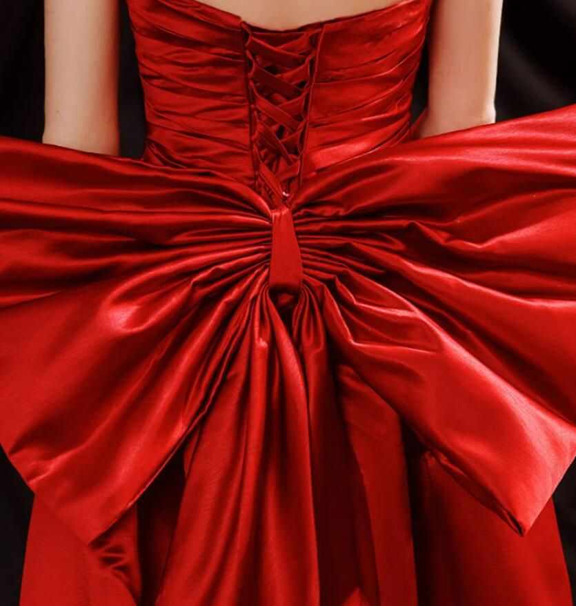 Size 8 Bridesmaid Red Ball Gown on Queenly