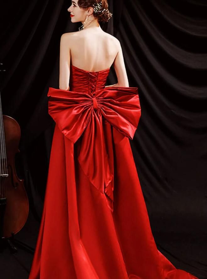Size 8 Bridesmaid Red Ball Gown on Queenly