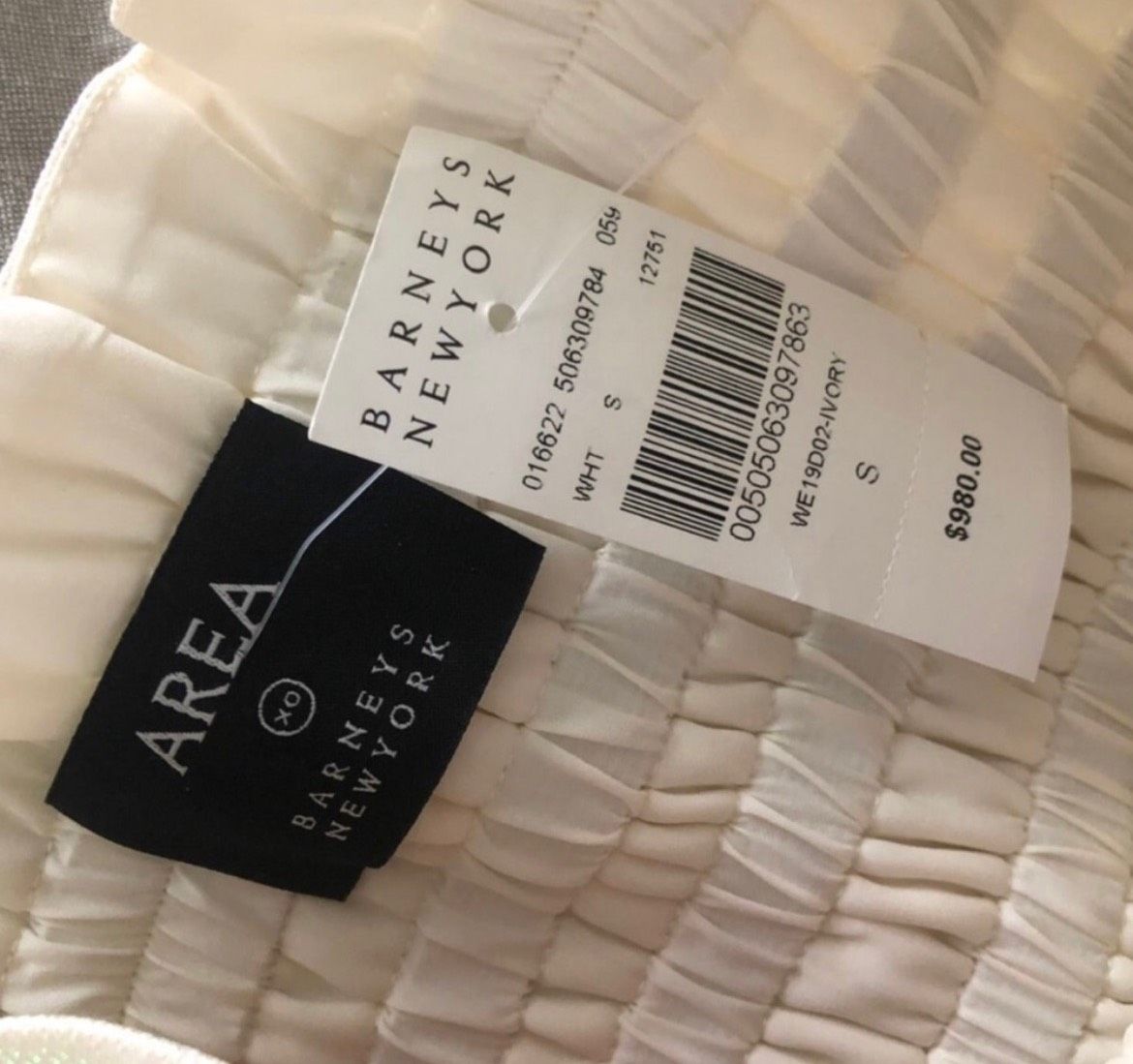 AREA by Barney’s New York Size 4 White Cocktail Dress on Queenly